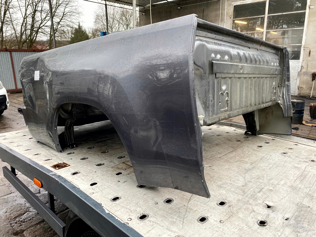 фото №6, Toyota hilux viii 15r- багажник кузов коробка передач задняя крыло правый задний