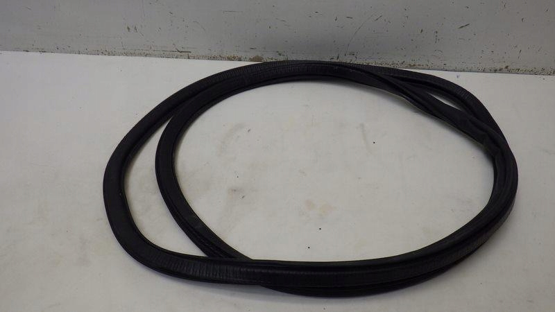 фото №2, Прокладка дверь правый задняя volvo xc40