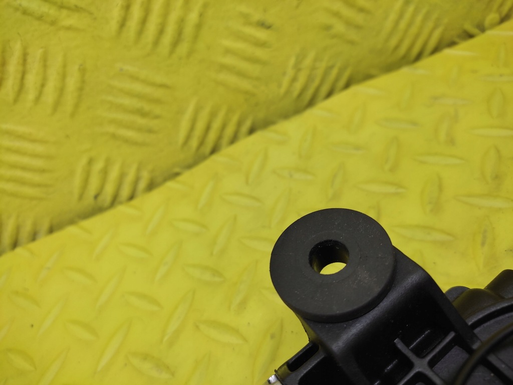 фото №5, Fiat punto ii моторчик дворники задняя 66350000