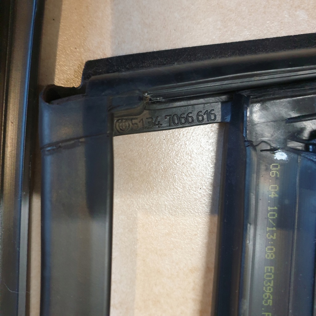 фото №12, Прокладка направляющая стекло левая правая bmw 1 e87 eu