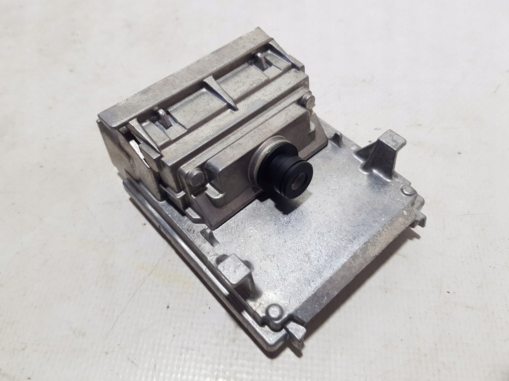 Купить Камера стекло ассистент переключения поперечина renault clio v 5 zoe