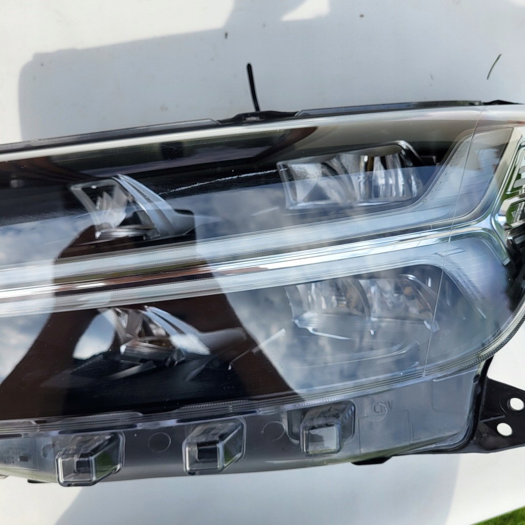 Фара лівий перед європа  32342456 volvo xc40 2 led Оригінал