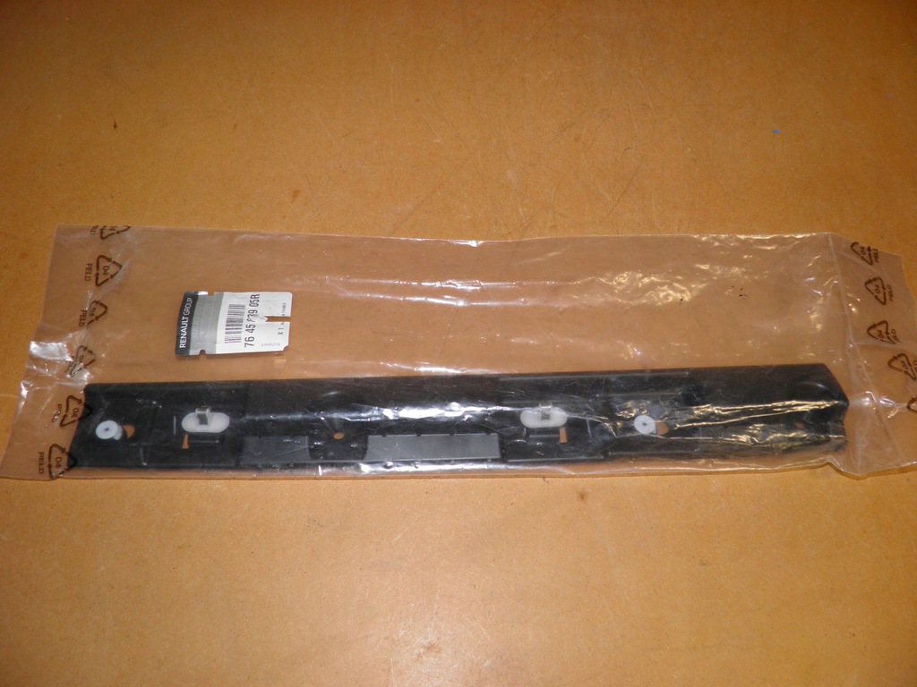 фото №1, Кронштейн накладки порога renault zoe 764583905r