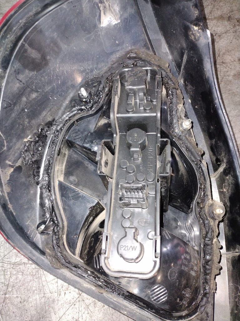 фото №8, Лампа правая задняя nissan almera n16 hb