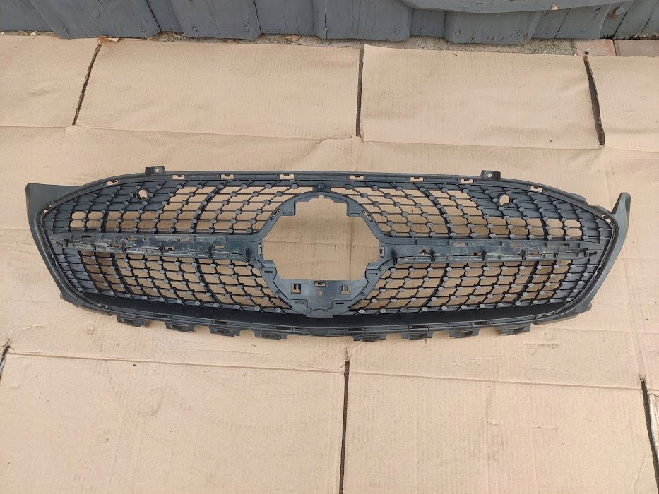 фото №1, Mercedes cla x118 c118 amg 19- diamond решётка радиатора pdc