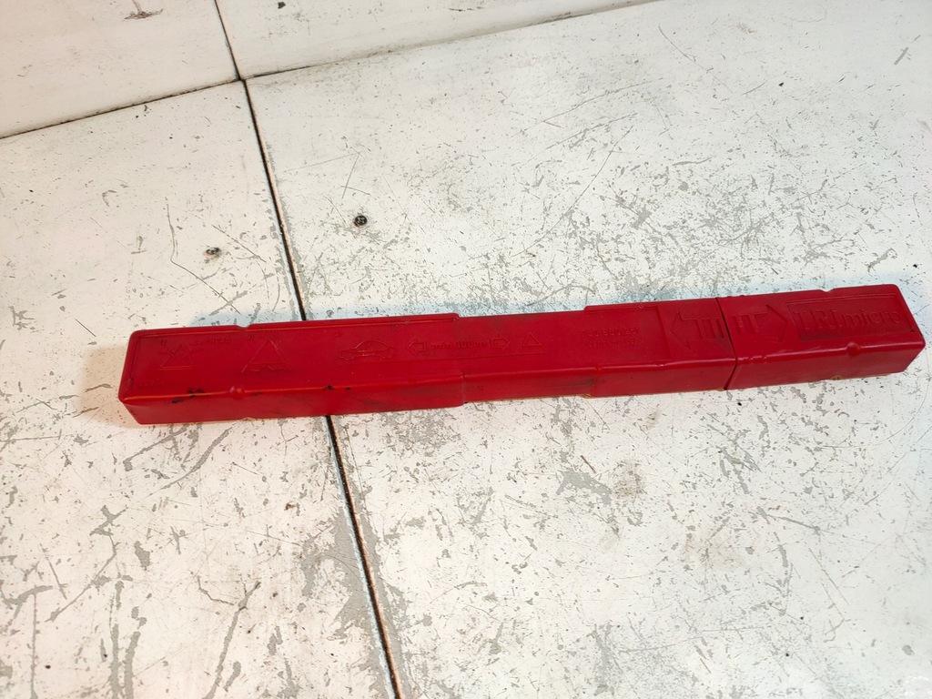 фото №1, Volkswagen треугольник предупредительный 7l0860251