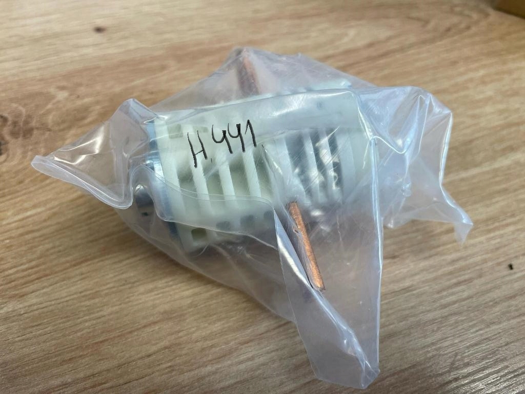 фото №10, Запобіжник aku 0z1915463e 0z1915386c 83mm do vw id.3 id.4 cupra born