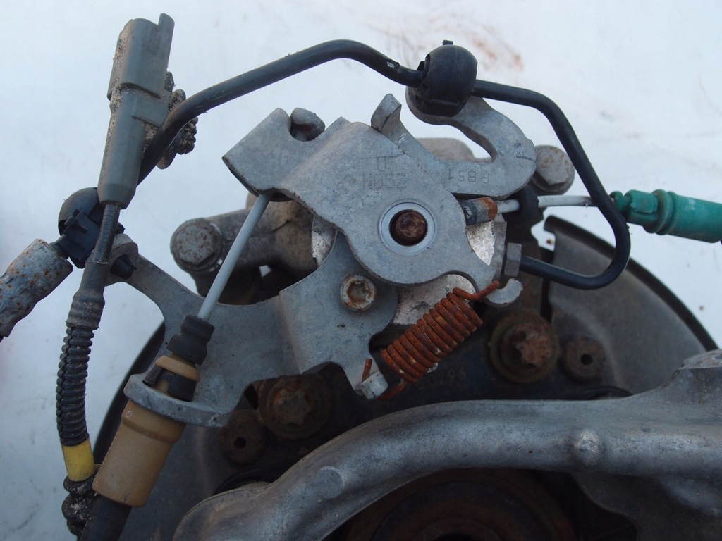 фото №8, Ступиця поворотний кулак важіль правий задня citroen ds5