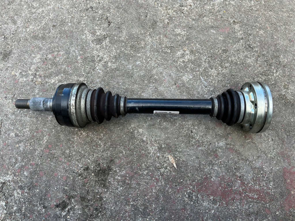 Купити Porsche boxter cayman привідний вал 98133202464