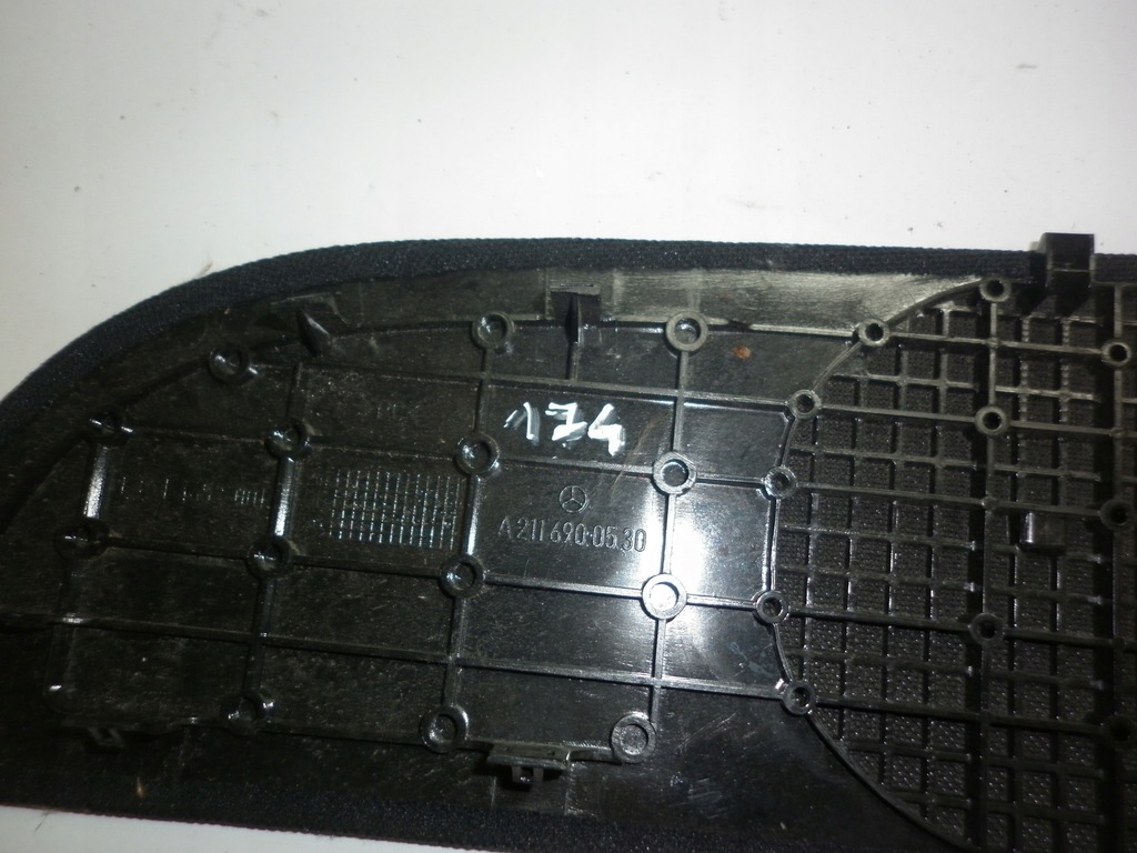 фото №6, Mercedes cls w219 захист динаміка динаміків задня оригінальний номер