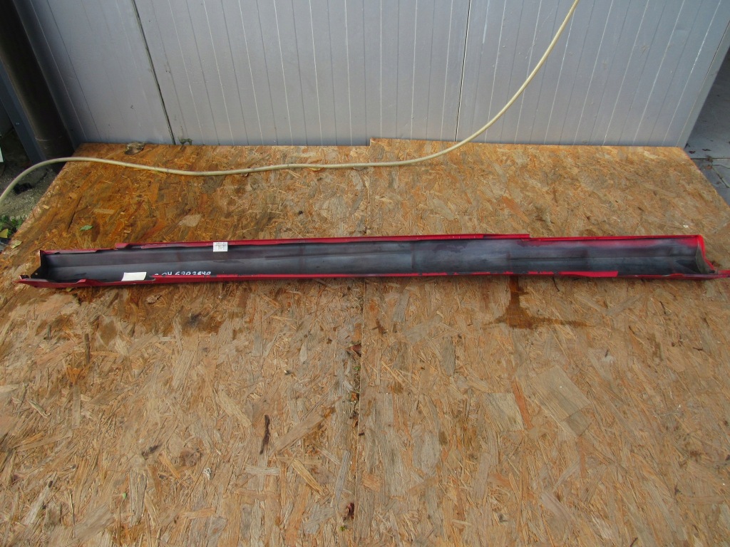 Купить Mercedes c w204 204 amg купе молдинг накладка порог правый  a2046902640