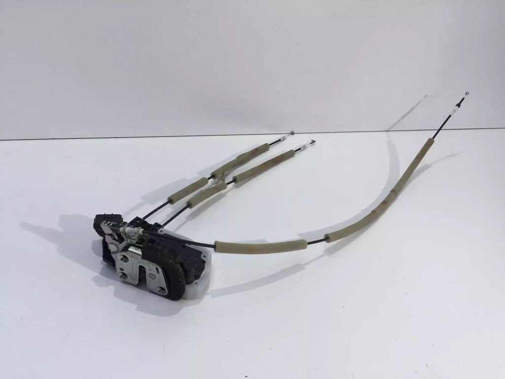 фото №1, Nissan leaf ii 2020 замок дверь задняя левый y26-14520