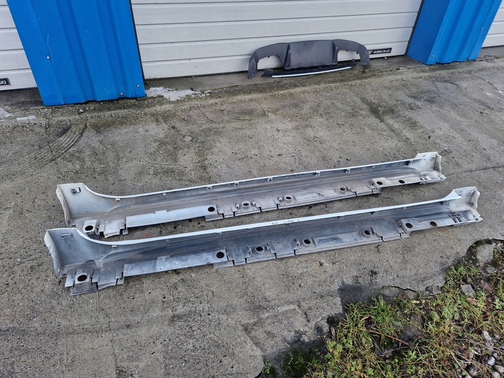 фото №11, Corolla e21 kombi - молдинг накладка порог правая