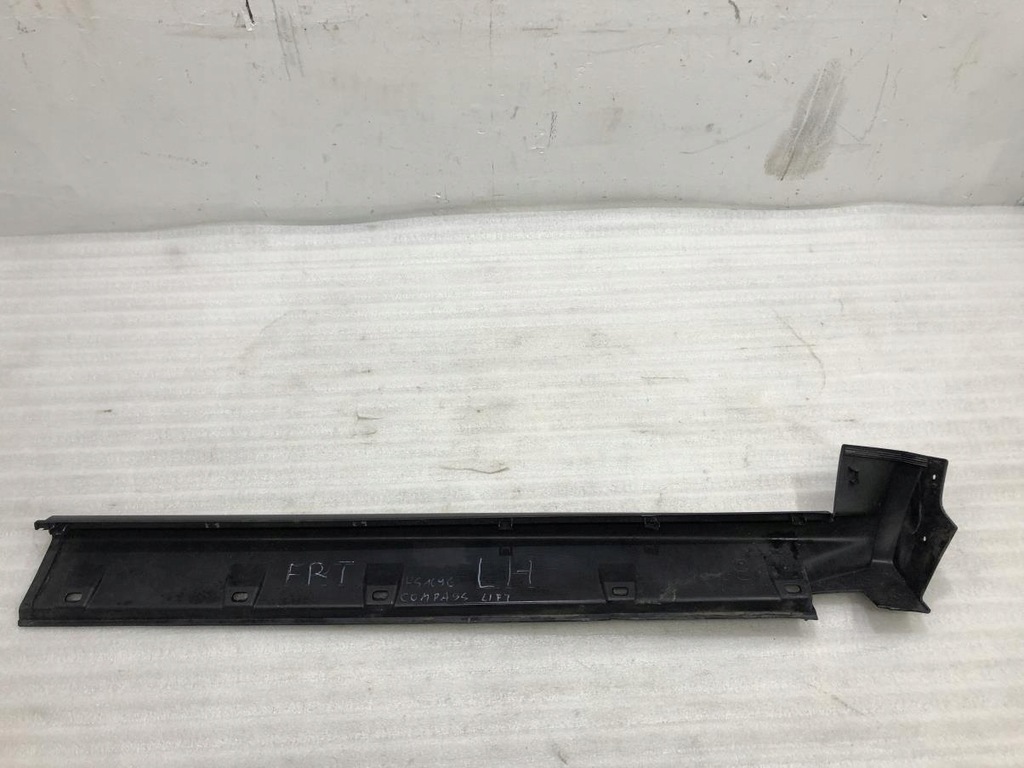 фото №7, Молдинг порог левая jeep compass i lift 05182573ab