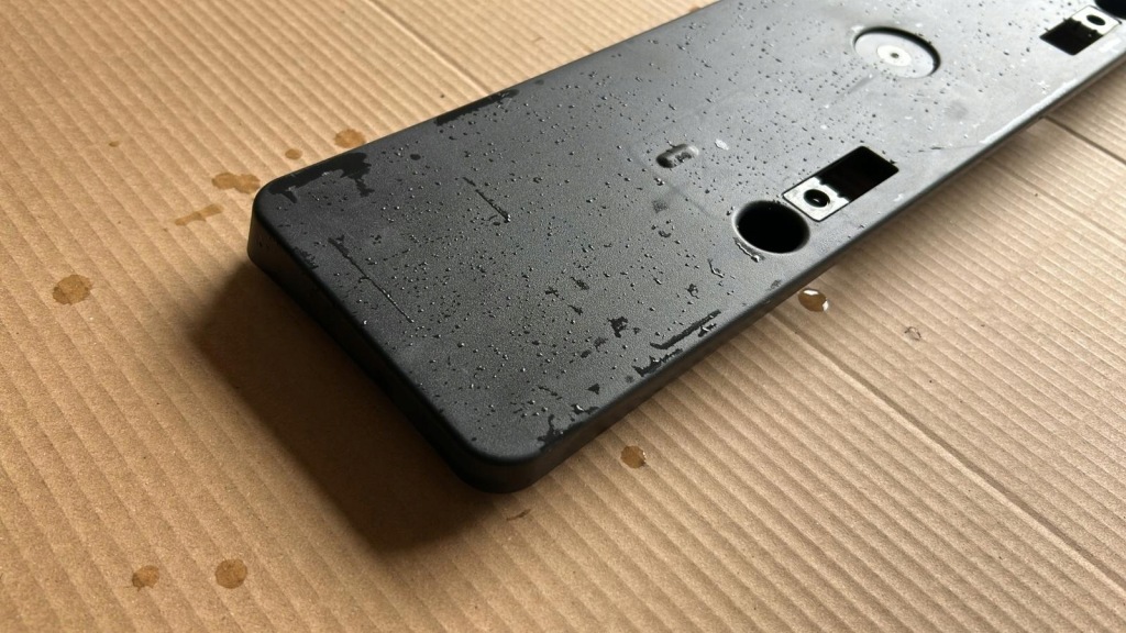 фото №5, Подставка рамка номерного знака регистрационный перед toyota corolla cross 21-