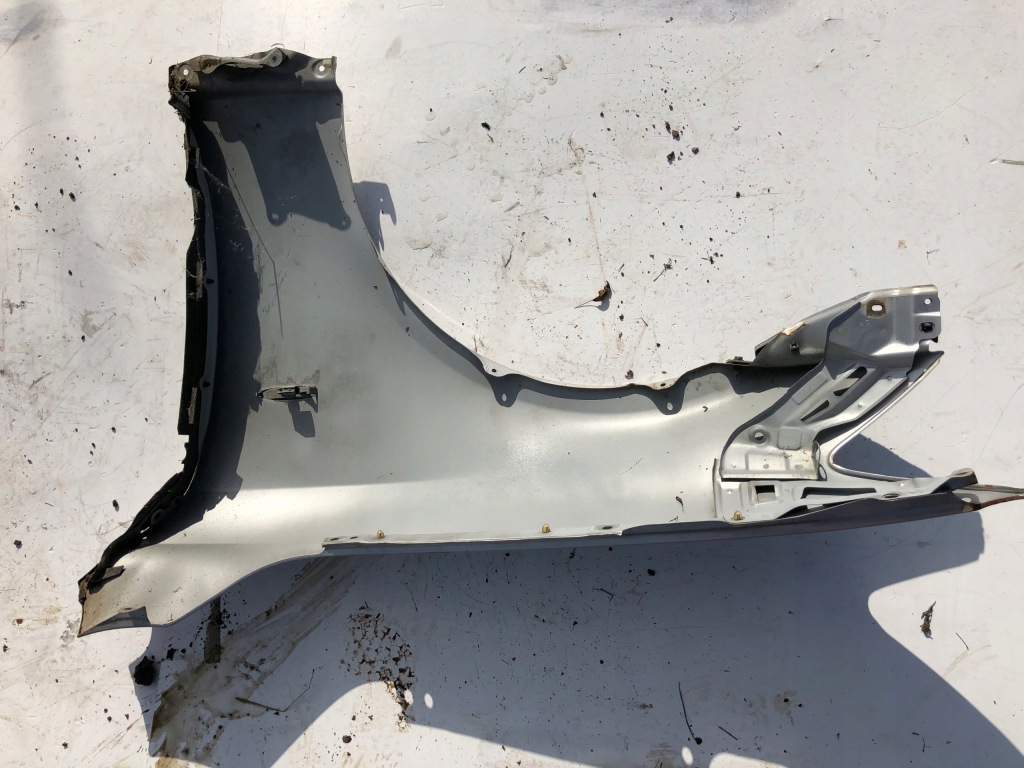 фото №4, Крила правий перед передній lexus is ii 2