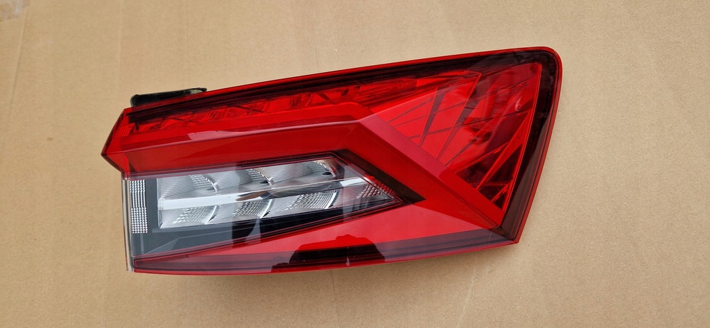 фото №1, Лампа skoda kodiaq led 565945208a оригінал ideał