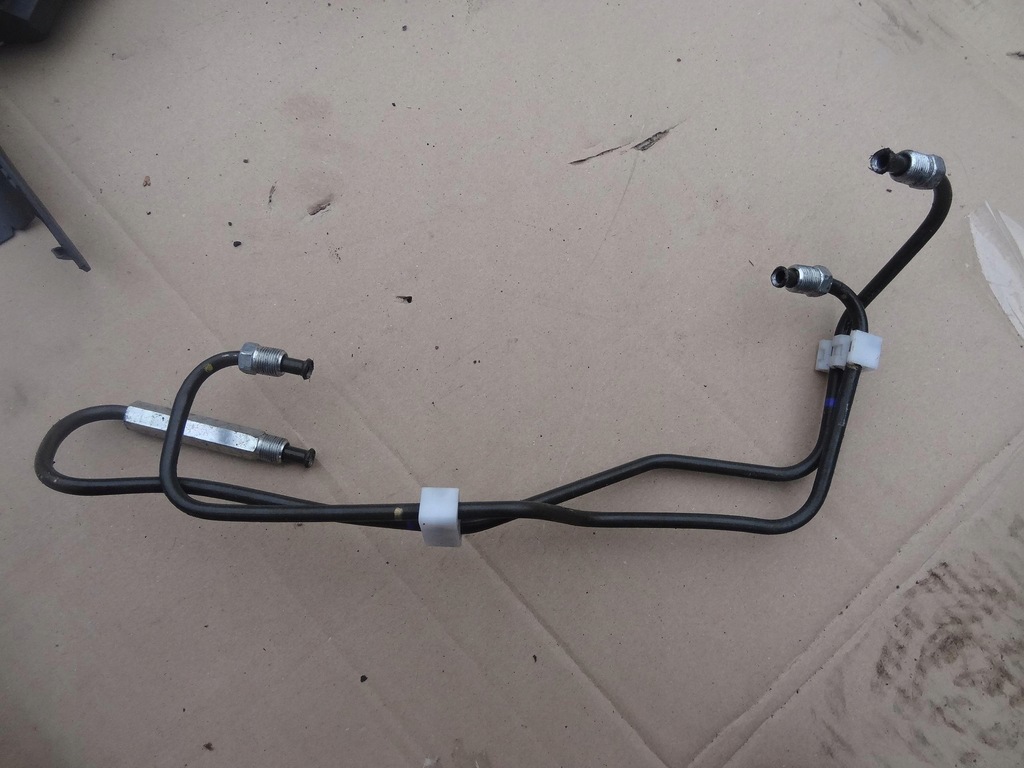 фото №1, Шланг тормозной toyota hilux viii 16r- 2.4d