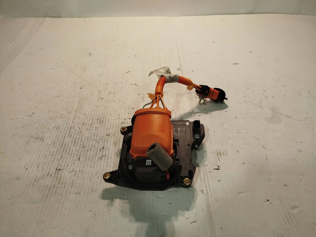 фото №1, Разъём зарядки гибрид hybrid jeep renegade plug-in