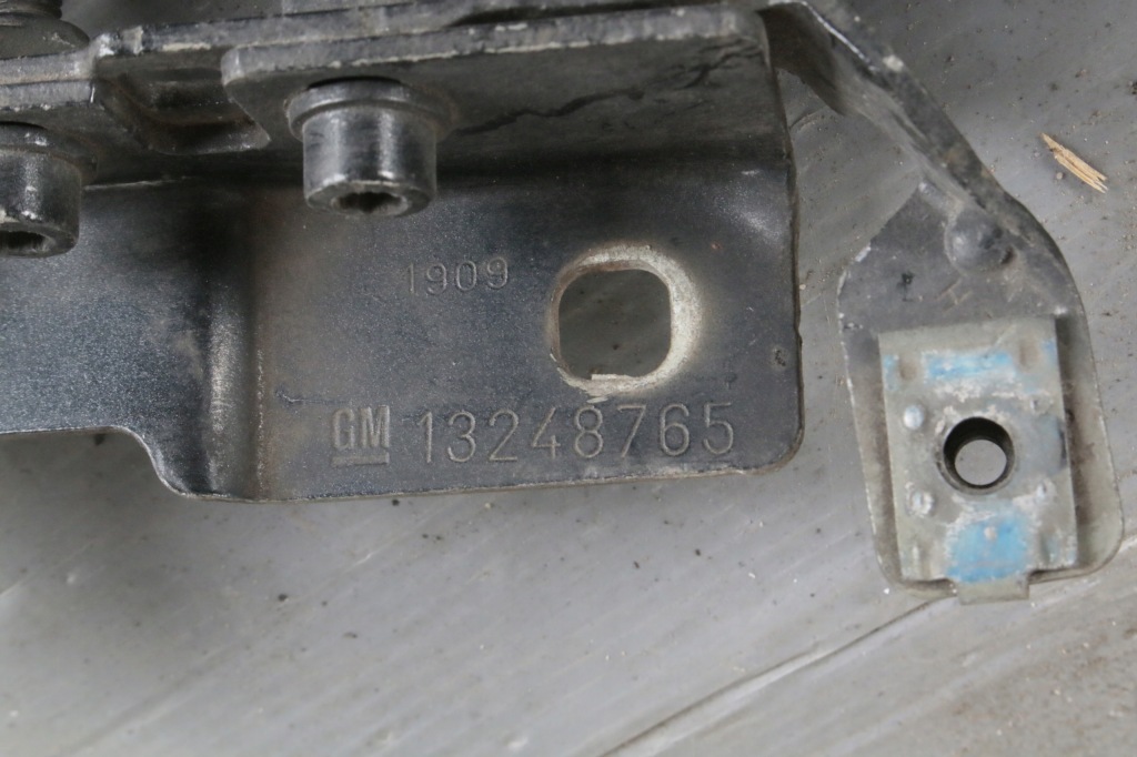 фото №5, Петлі капот opel insignia z177