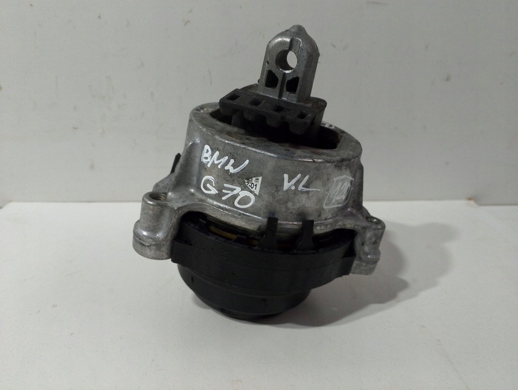 фото №1, Bmw 7 g70 подушка двигателя левая 120