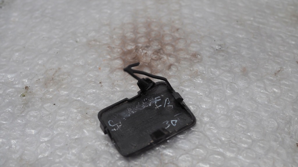 фото №2, Sandero ii lift заглушка фаркоп hak бампер перед