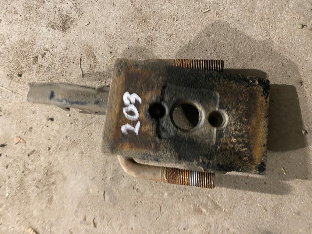 Купити Кронштейн ресора master iii movano b скоба скоба renault оригінальний номер 550347870r