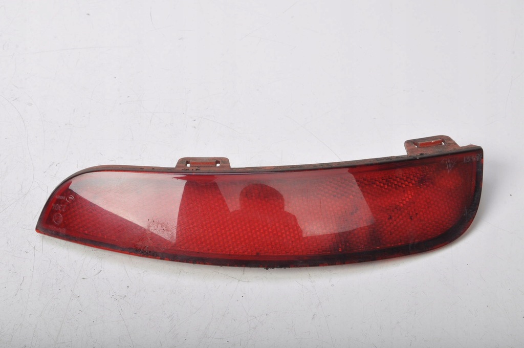 фото №1, Volvo s40 ii v50 відбивач бампера правий задня lift 30763346