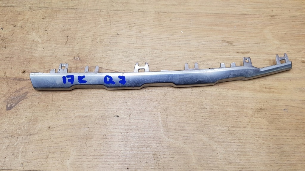 Купити Молдинг audi q7 4m