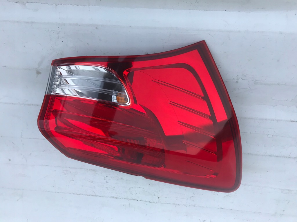 фото №1, Hyundai ix20 лампа левая задняя 92401-1k0 оригинал