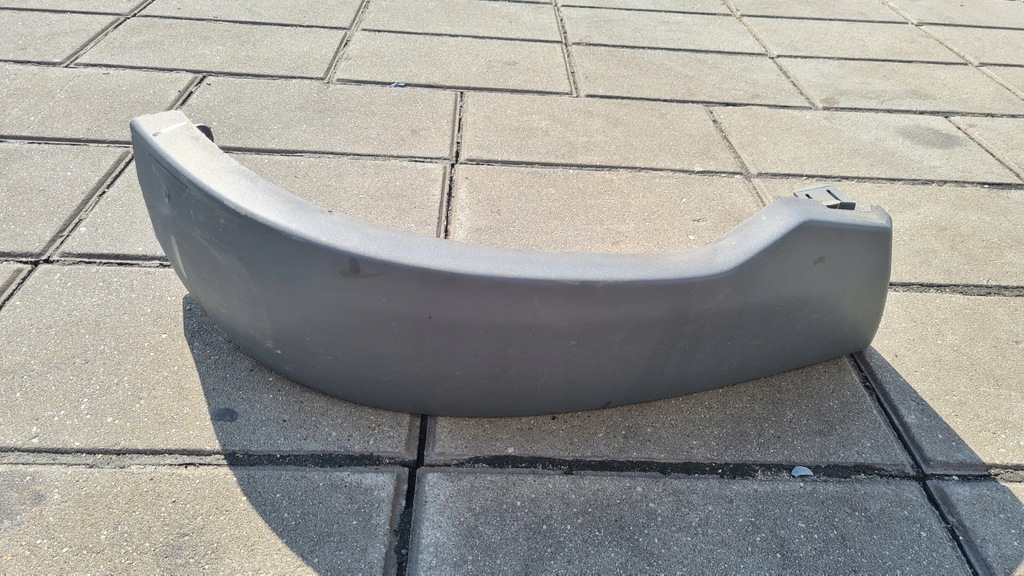 фото №1, Volvo fh5 накладка кутик бампера правий