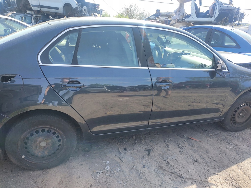 фото №1, Vw jetta v sedan двері задня праве lc5f
