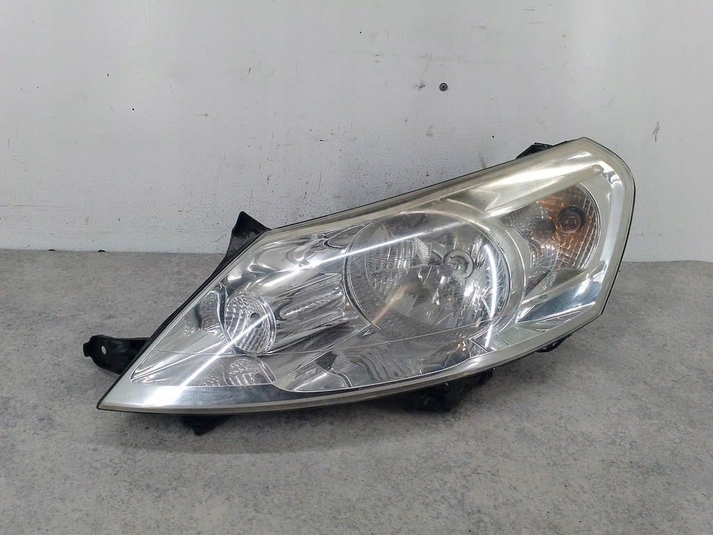 фото №1, Лампа перед левая peugeot expert ii 1401368180 89902605 valeo