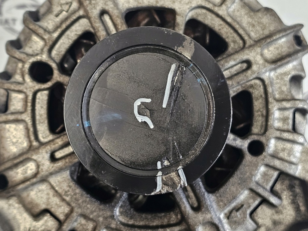 Ford c-max 2.0 tdci ufdb 13r генератор av6n-10300-md Доставка