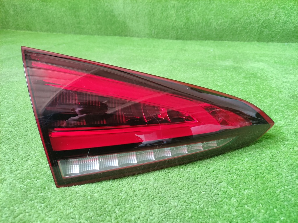 фото №1, Mercedes-benz оригінальний номер a1779061700 лампа задня l