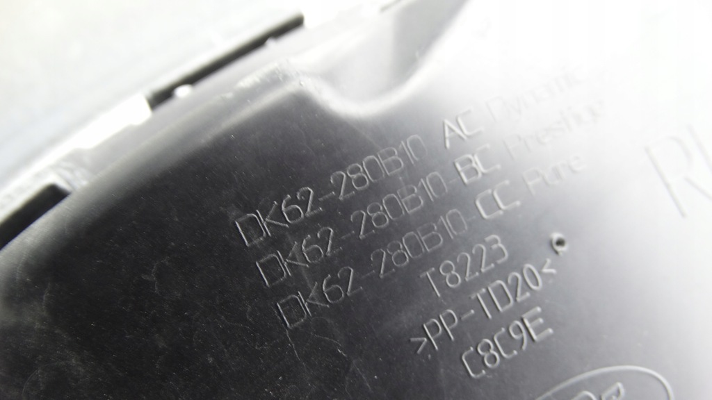 фото №7, Крыло правый перед land range rover sport