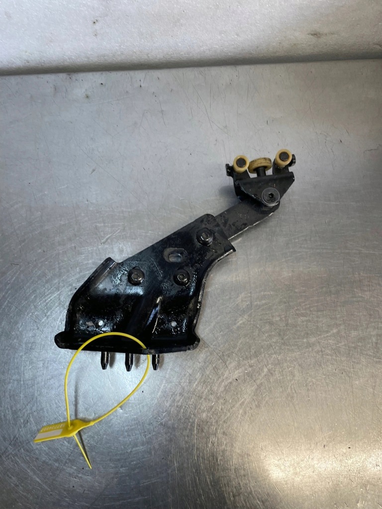 Купити Ролик двері напрямна renault kangoo iv 4 745966766r