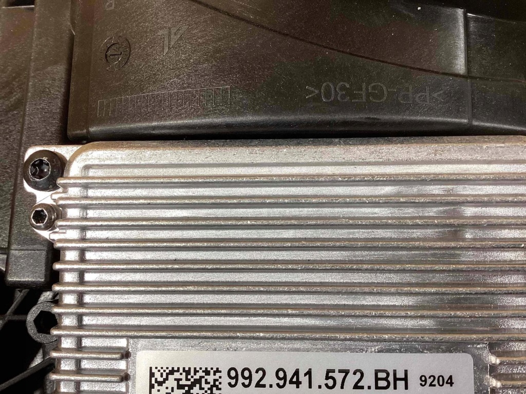 фото №16, Porsche 911 992 лампы левая правая pdls sae 992941035k 992941036k 992941572bh