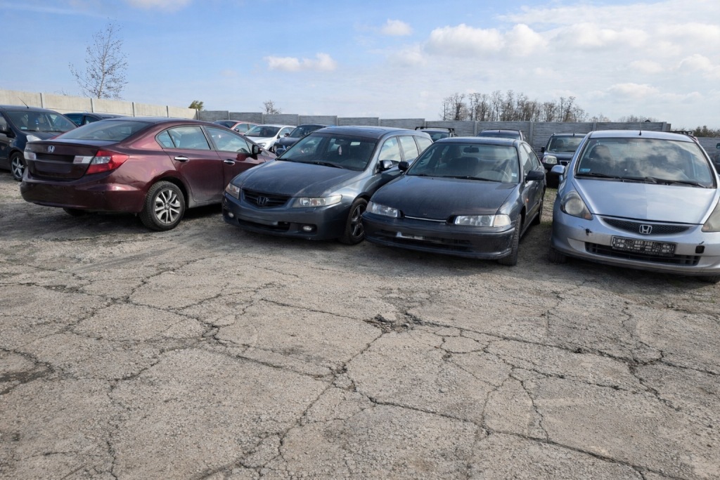 Honda civic viii 8 ufo дверь правый задний  правое задние nh700m Киев