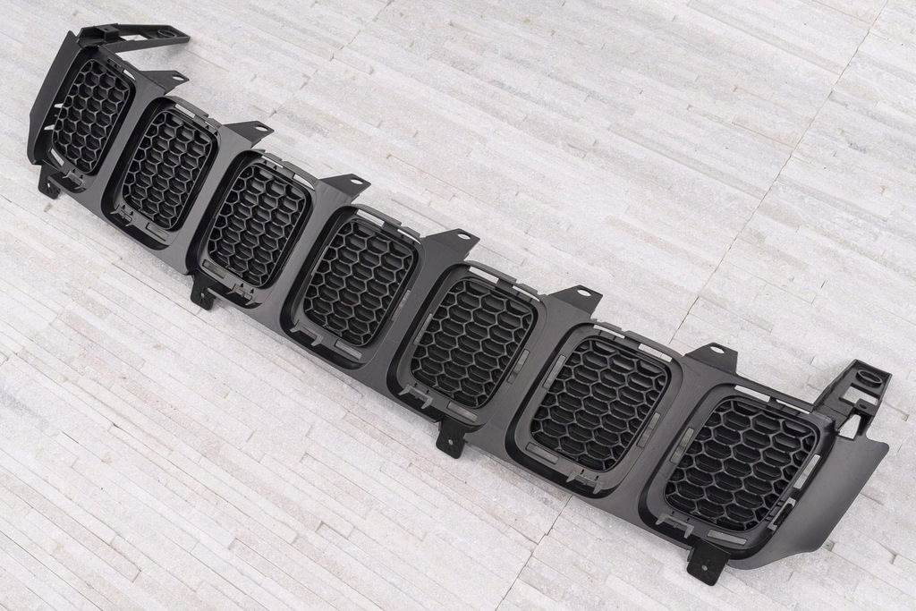 фото №9, Jeep compass ii mp 2017-20 вкладка решетка czarna plaster соты 4010170340ab