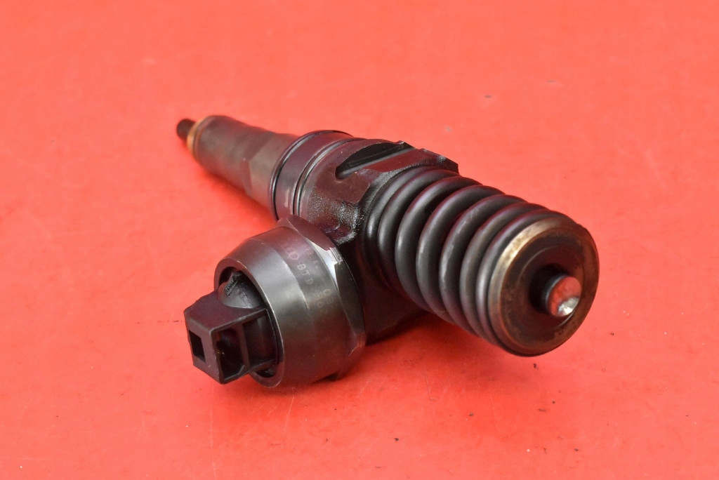 Інжектор насос-форсунка 038130073aj 0414720037 vw passat b5 1.9 tdi 130 km 00-05 в Україні