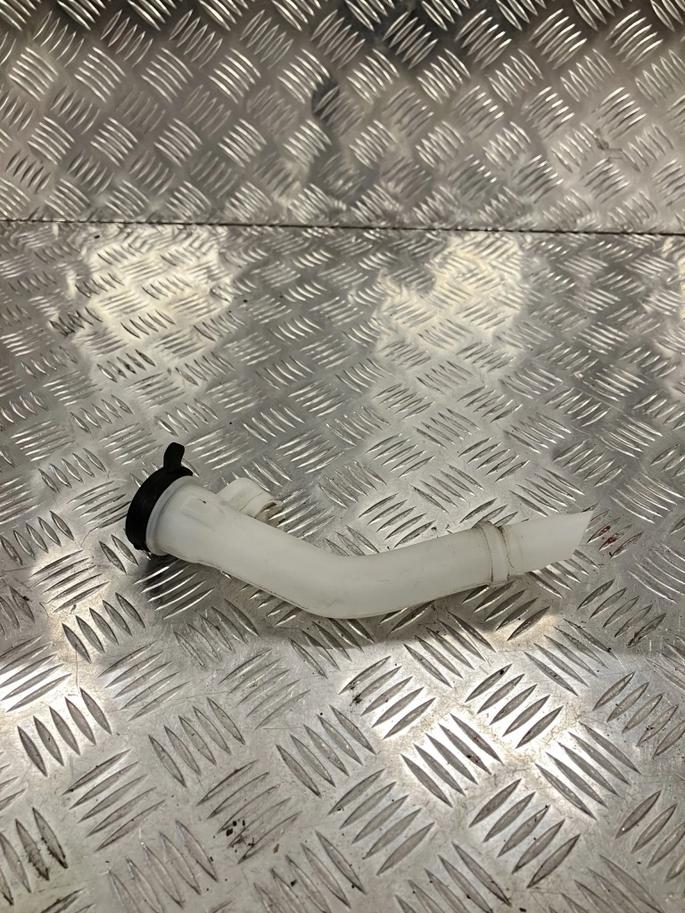 Купить Заливная горловина бака омывателя insignia b 17-