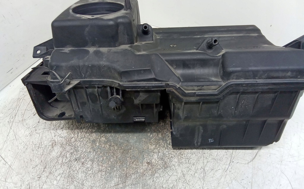 фото №7, Volvo s60 2012 корпус фильтра воздуха