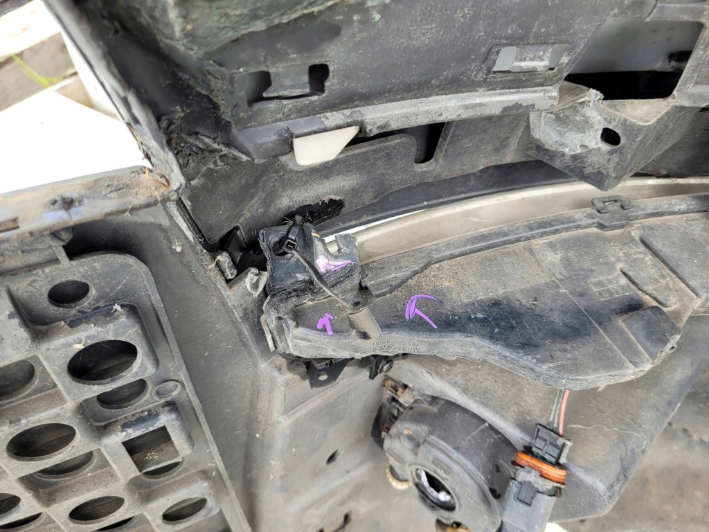 фото №13, Citroen c4 picasso lift led бампер перед передний