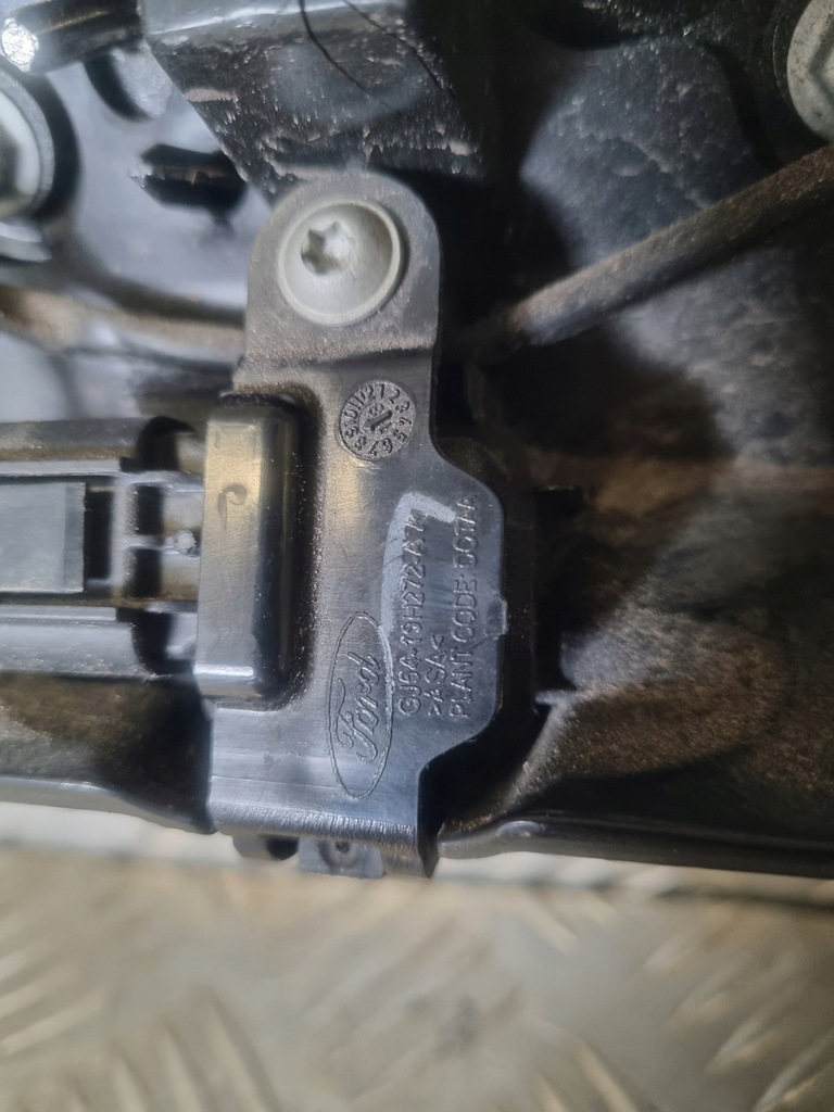 фото №11, Ford kuga mk2 lift 16- накладка крышки молдинг