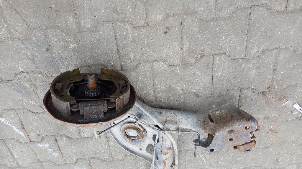 фото №6, Балка підвіска задня nissan note 06r