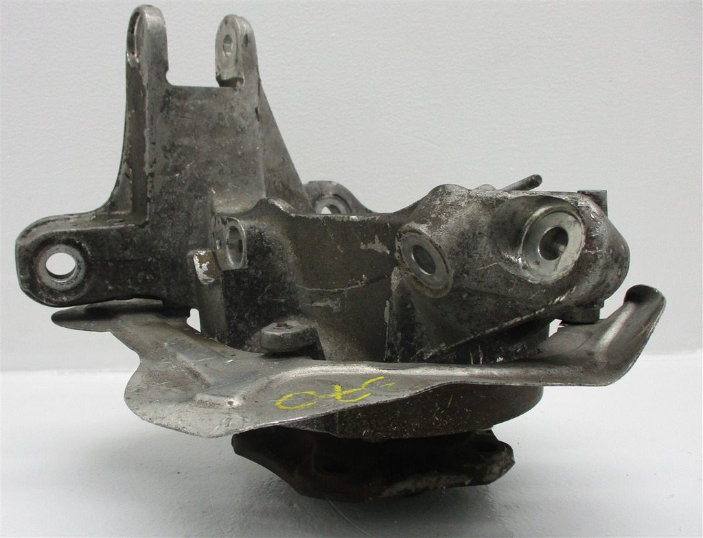 фото №6, Поворотный кулак правый задняя porsche 911 996 99633161206