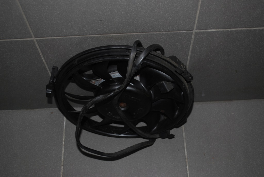 фото №1, Вентилятор радиатор wody audi a8 d2 2.8 amx