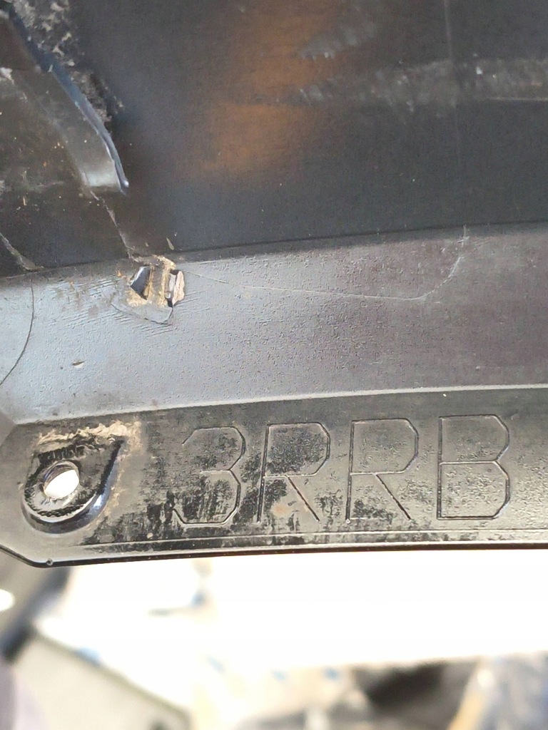 Toyota rav 4 v 19- молдинг дверь задний  правая задняя 75061-42020 с Разборки