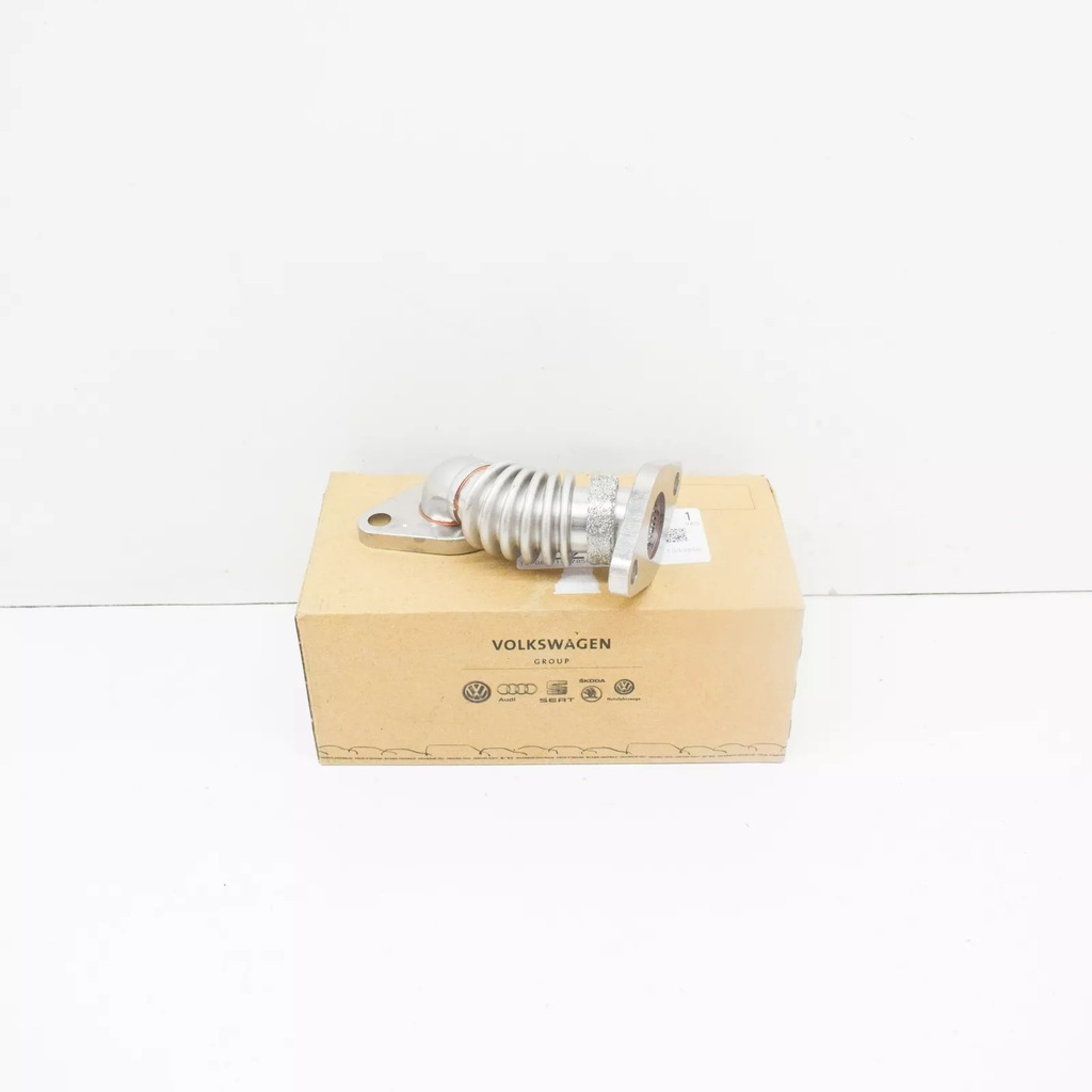 фото №12, Audi a3 8l труба соединительная egr 038131521at oem